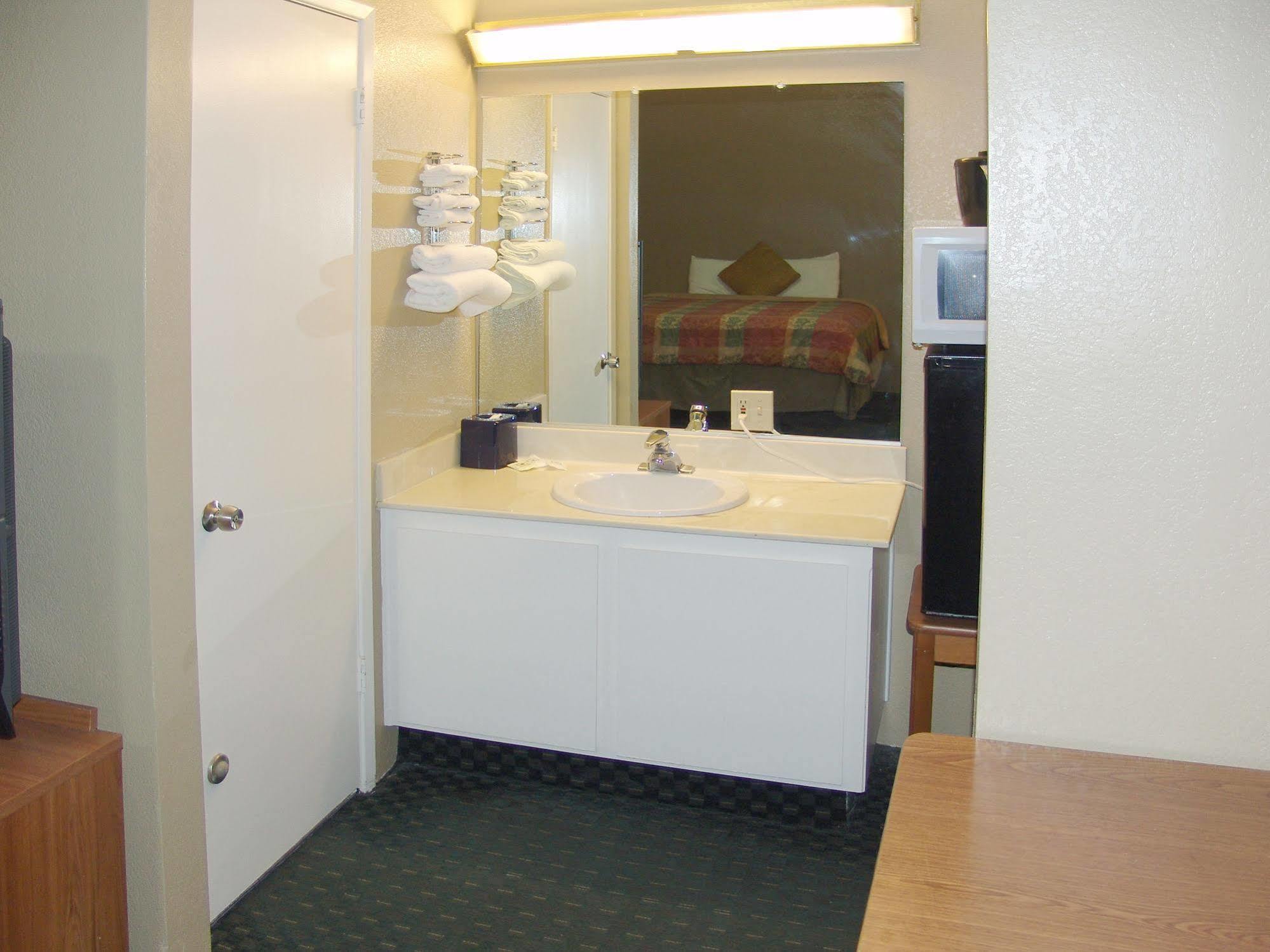 Holland Inn And Suites Taft Buitenkant foto